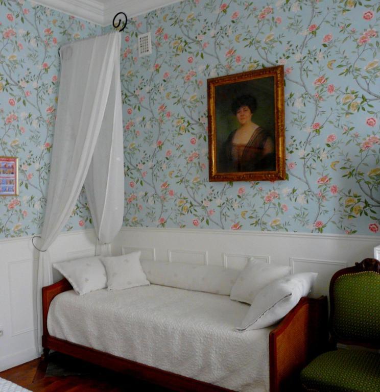 Hotel De L'Abeille Orleans Room photo